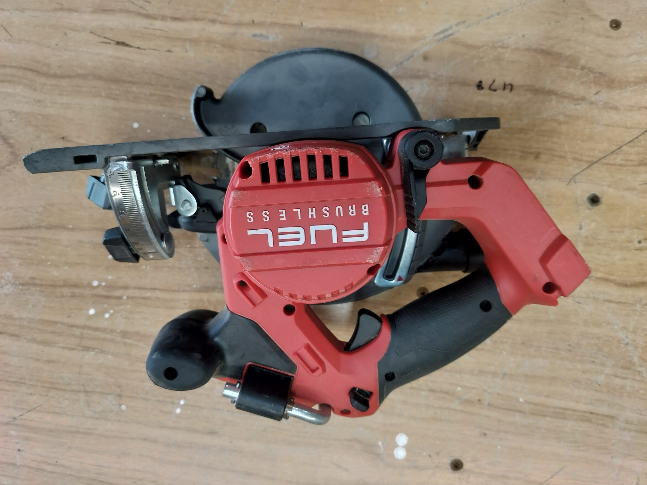 MILWAUKEE 18V 165mm FUELâ„¢ Circular Saw Skin M18CCS55-0 - Image 3