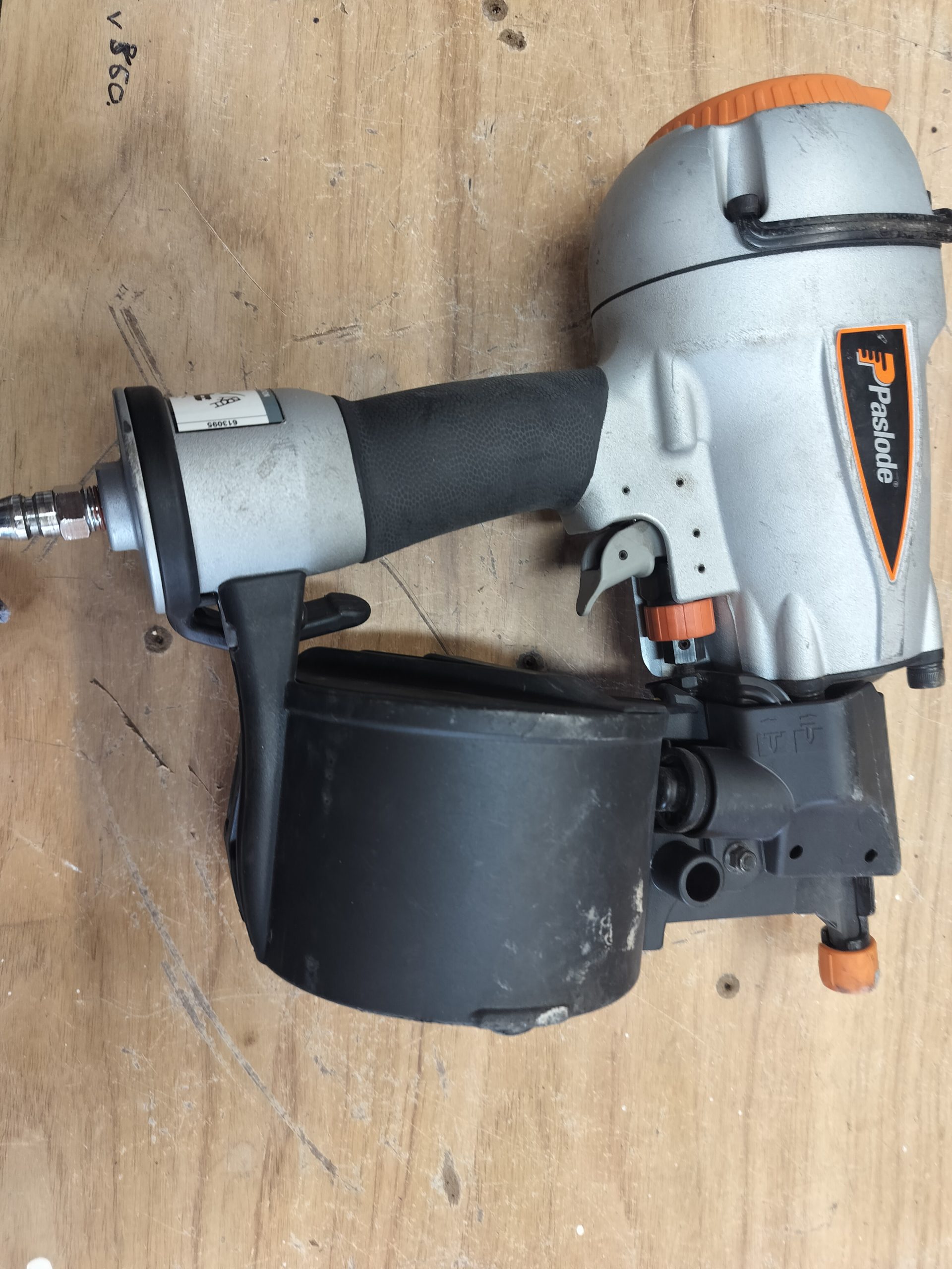 Paslode Pneumatic Coil Nailer CNW 70.2