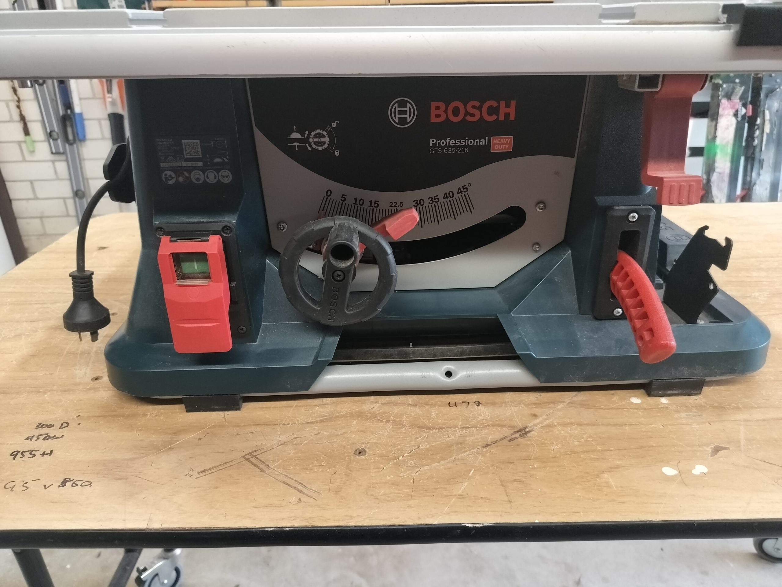 Bosch Table Saw GTS 635-216 Professional + Saw stand GTA 560 Professional - Image 4