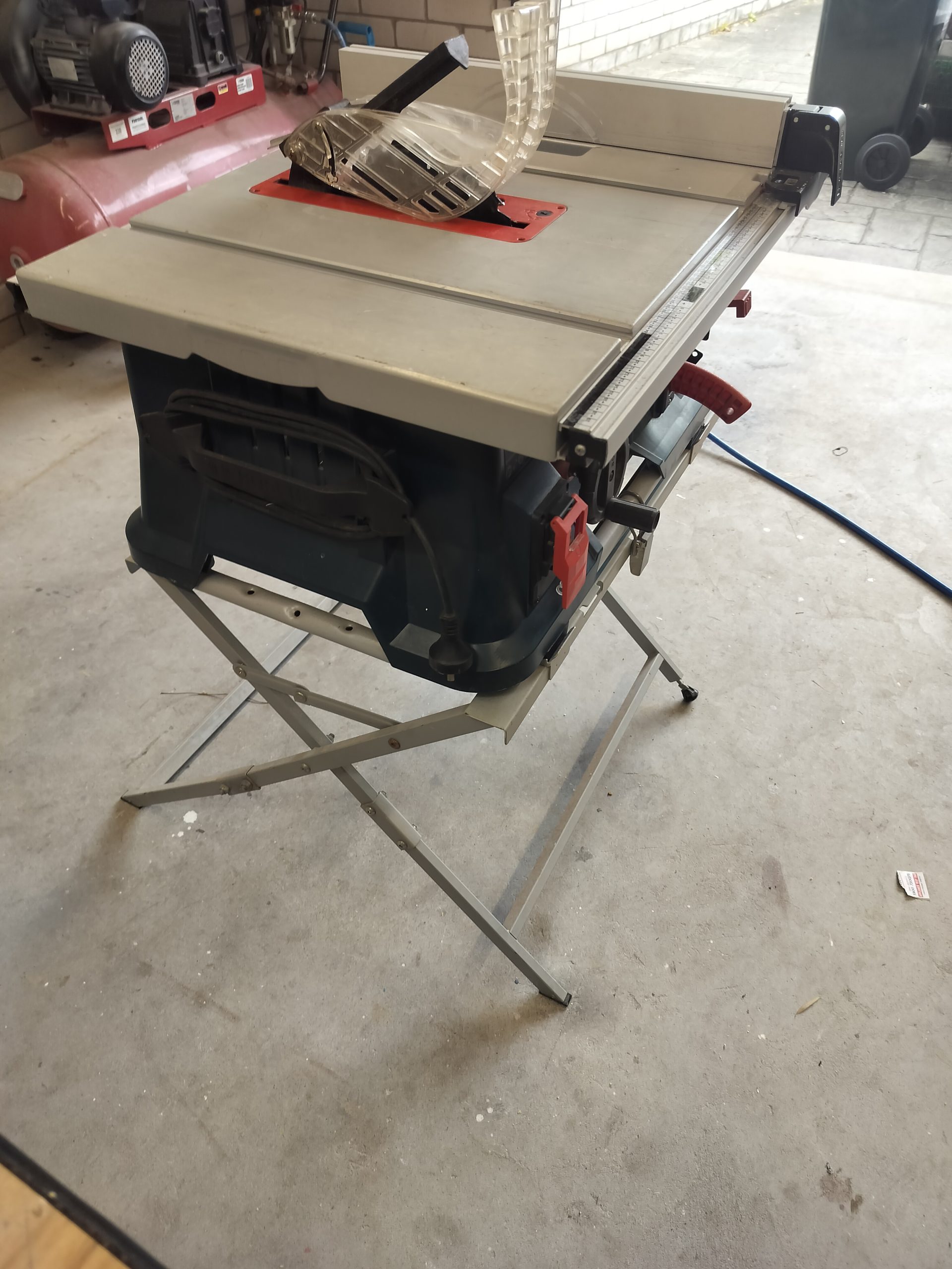 Bosch Table Saw GTS 635-216 Professional + Saw stand GTA 560 Professional - Image 5