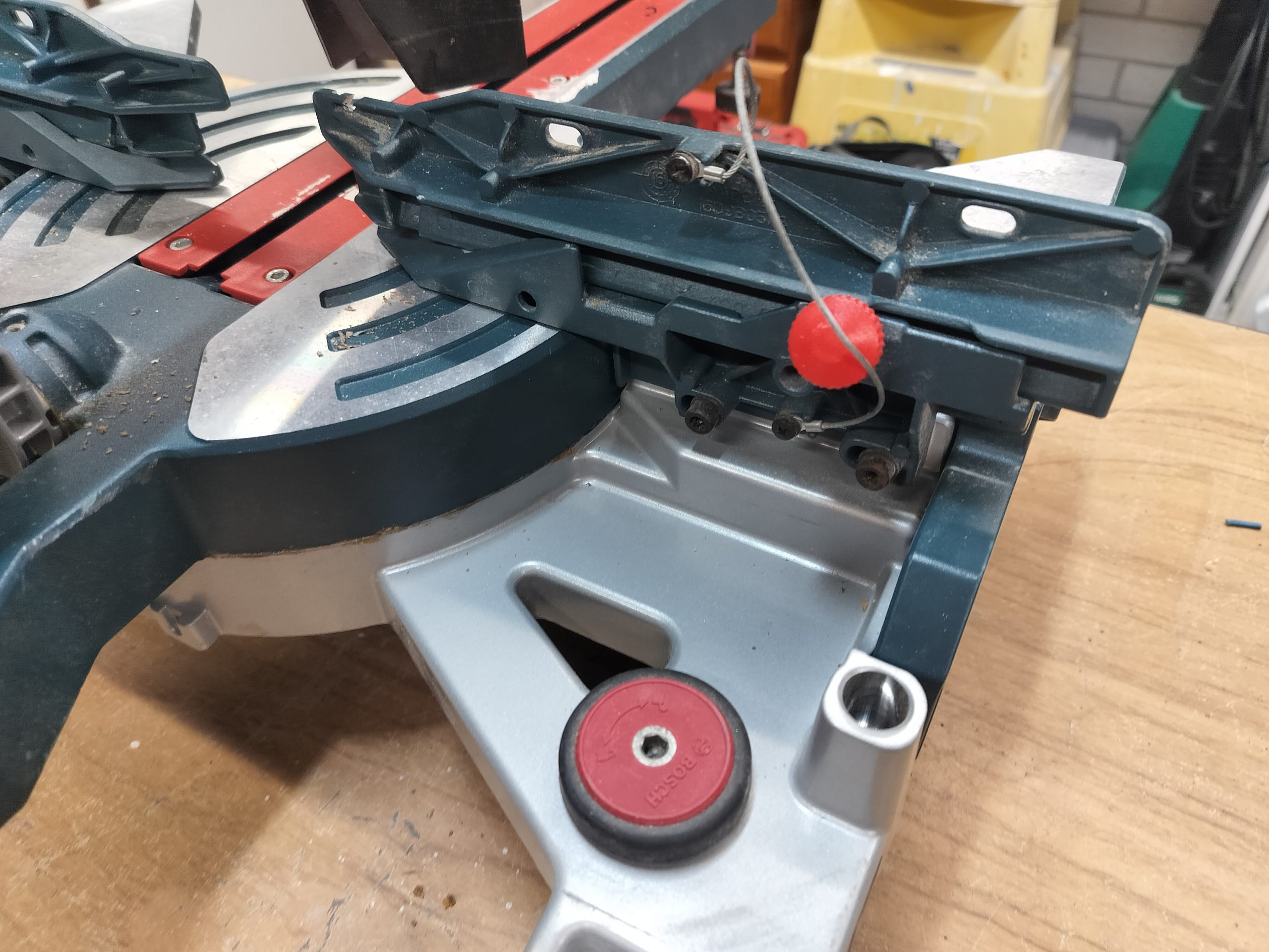 Bosch GCM 350-254 Professional 254mm 10" 1800w Double Bevel Sliding Mitre Saw + Saw Stand GTA3800 - Image 8