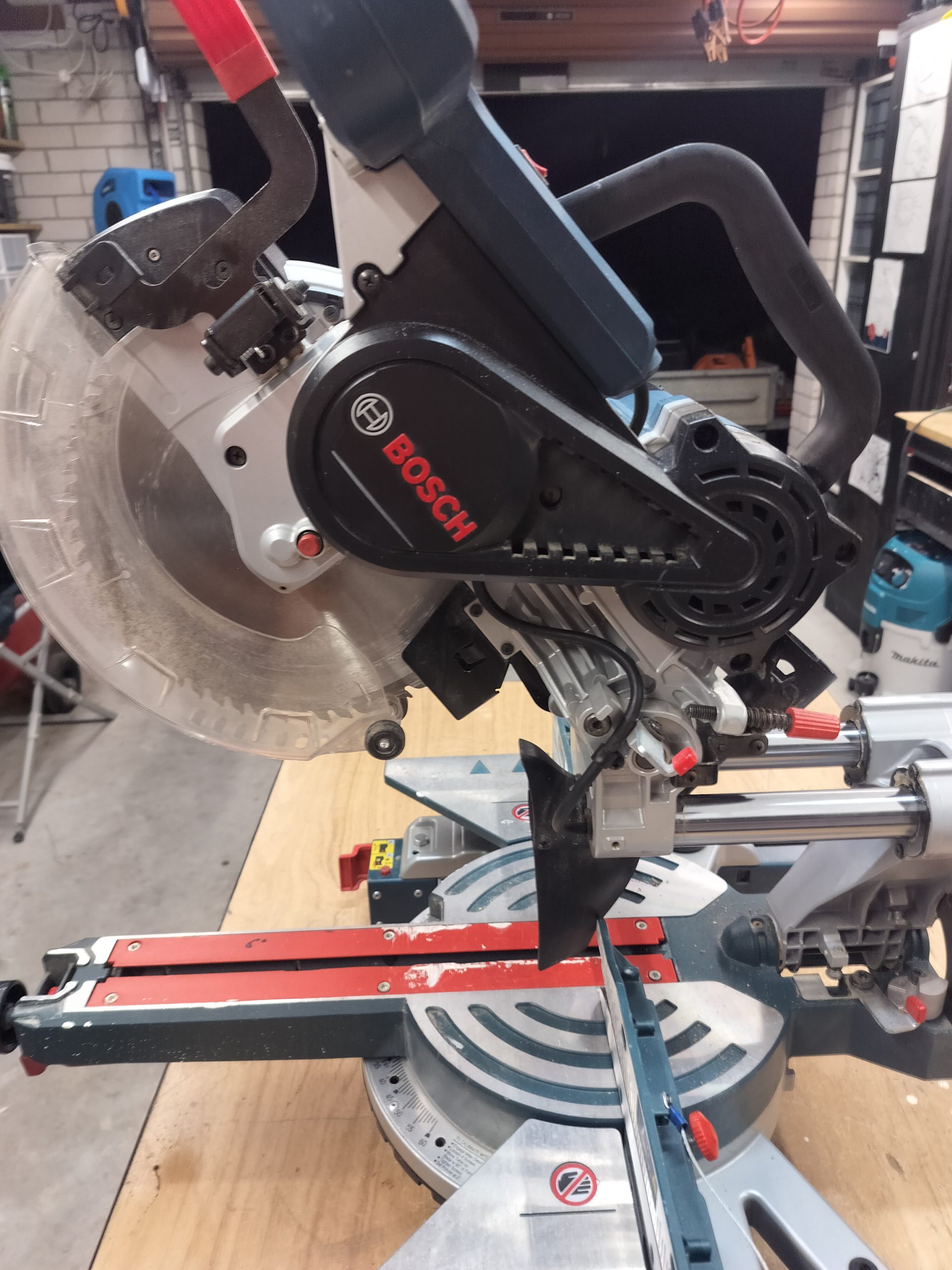 Bosch GCM 350-254 Professional 254mm 10" 1800w Double Bevel Sliding Mitre Saw + Saw Stand GTA3800 - Image 3