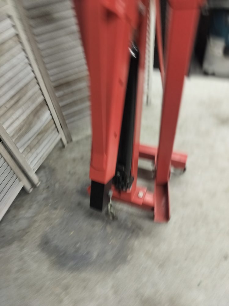 ToolPro 1000kg Folding Engine Crane - Image 10